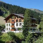 Bohemia 4 In By Interhome